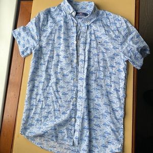 Boy’s Vineyard Vines size large